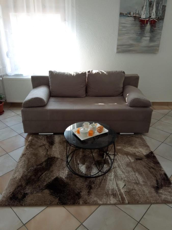 אוטוצאץ Studio Apartman Kika מראה חיצוני תמונה